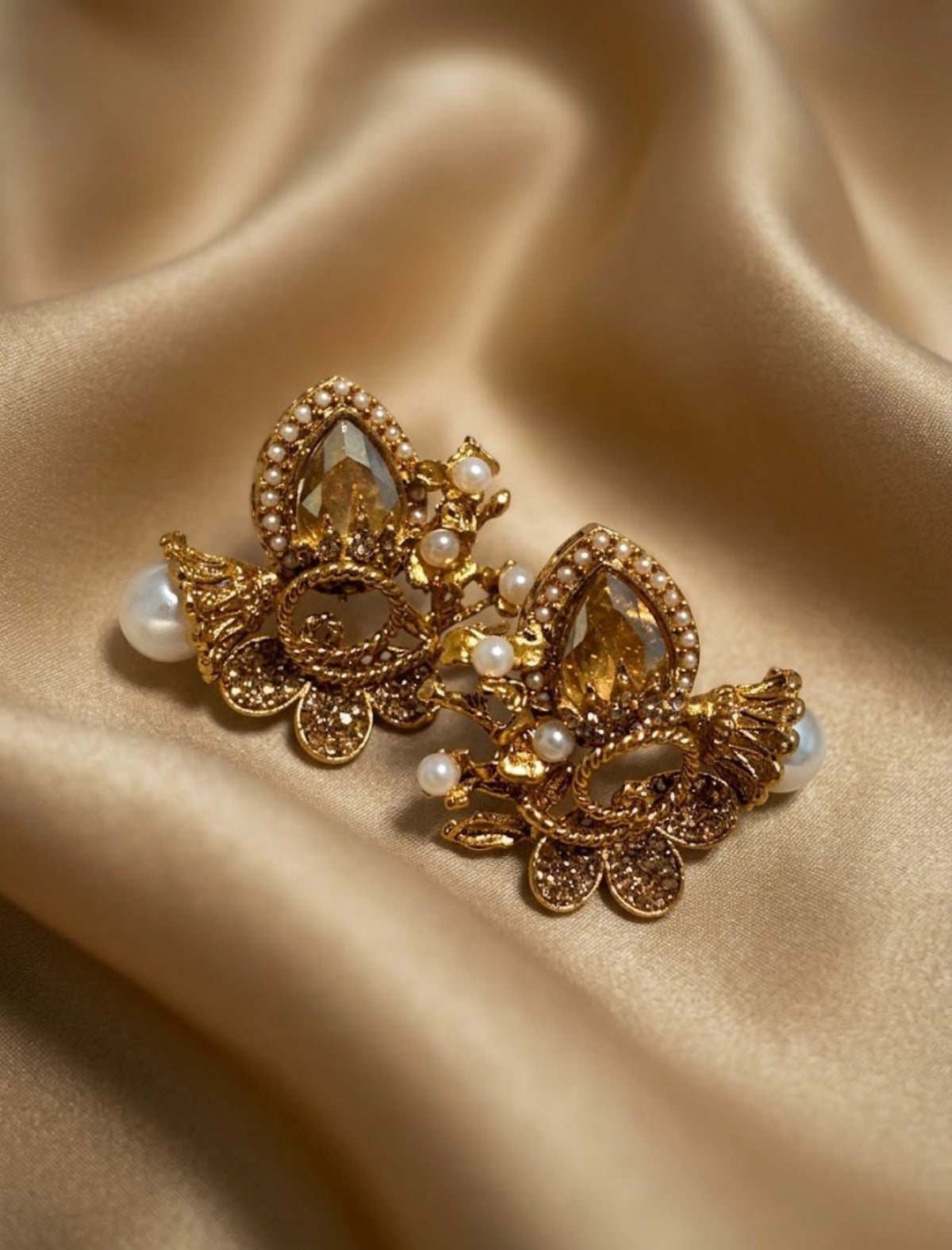 Baroque Champagne Crystal