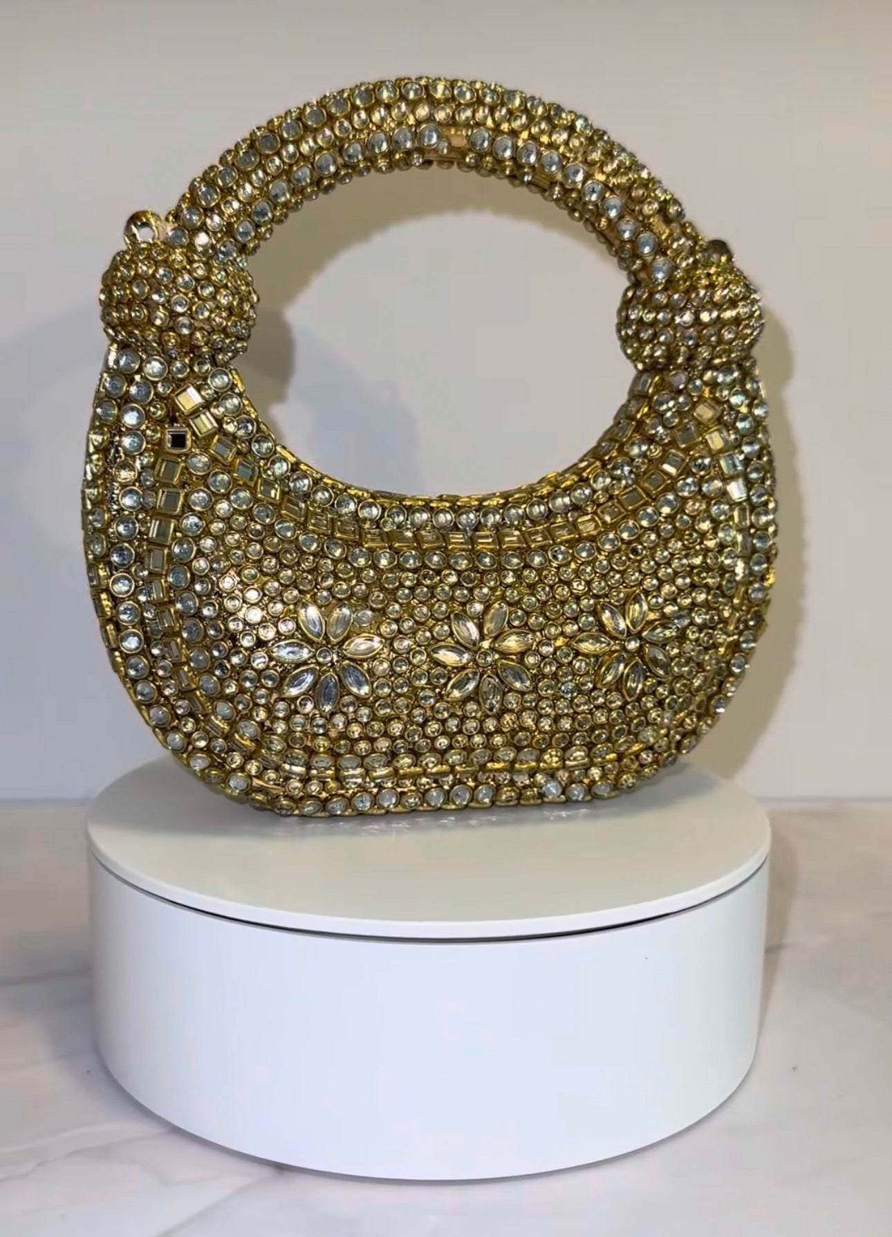 Handcrafted Kundan handle Clutch