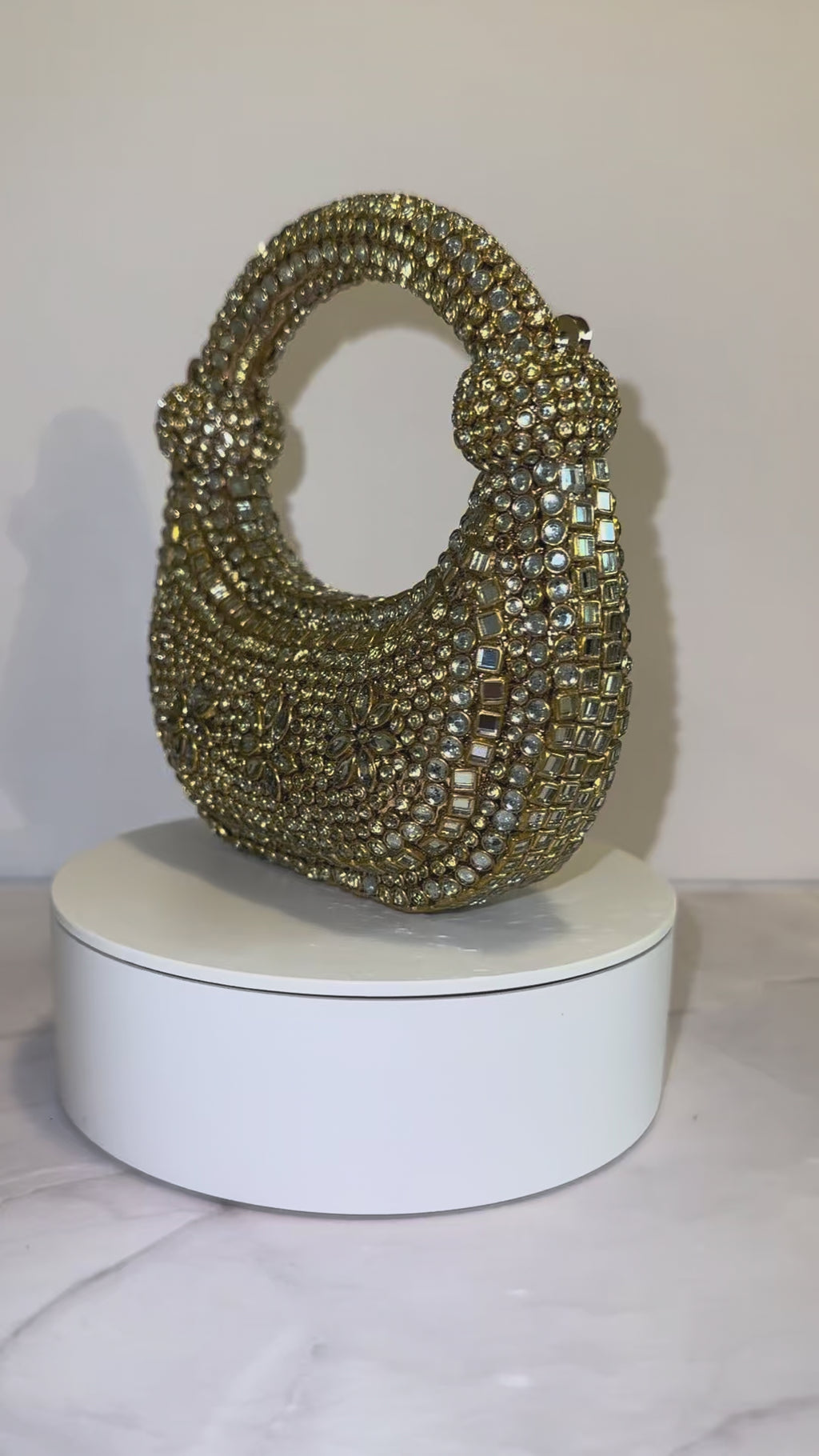 Handcrafted Kundan handle Clutch